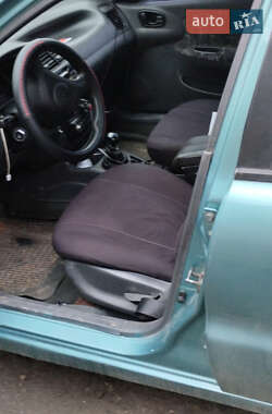 Седан Daewoo Lanos 1998 в 