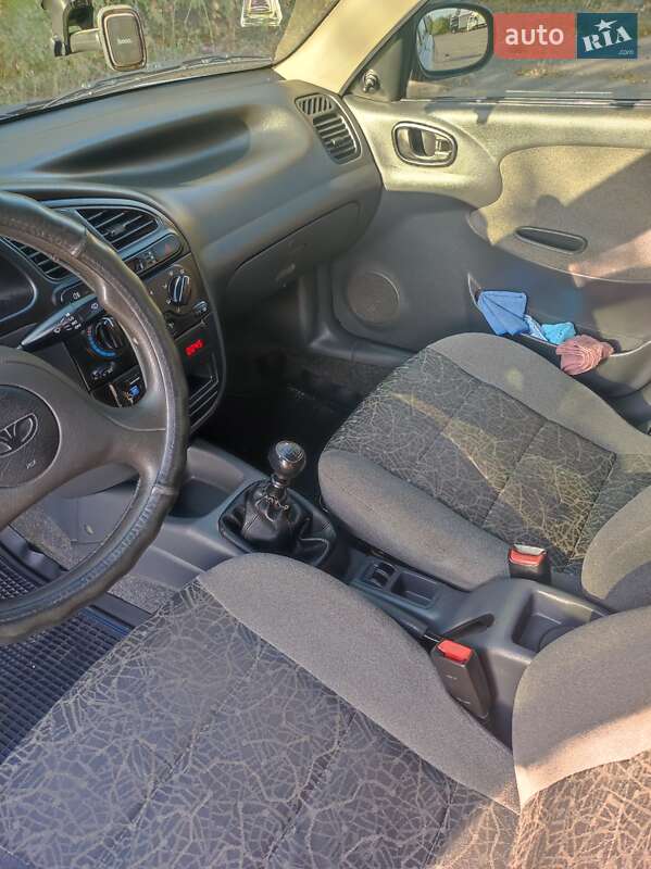Седан Daewoo Lanos 2005 в Дніпрі