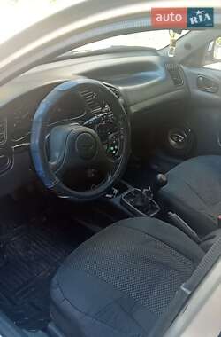 Седан Daewoo Lanos 2002 в 