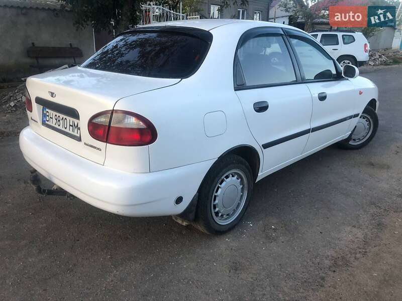 Седан Daewoo Lanos 2003 в Болграде