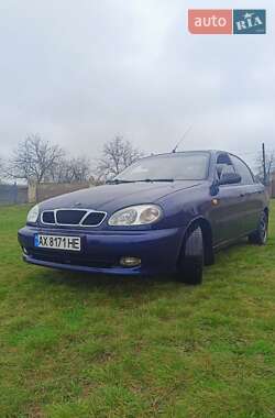 Седан Daewoo Lanos 2004 в Харькове