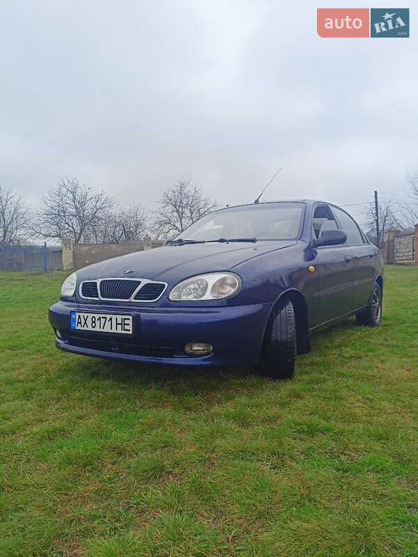 Седан Daewoo Lanos 2004 в Харькове