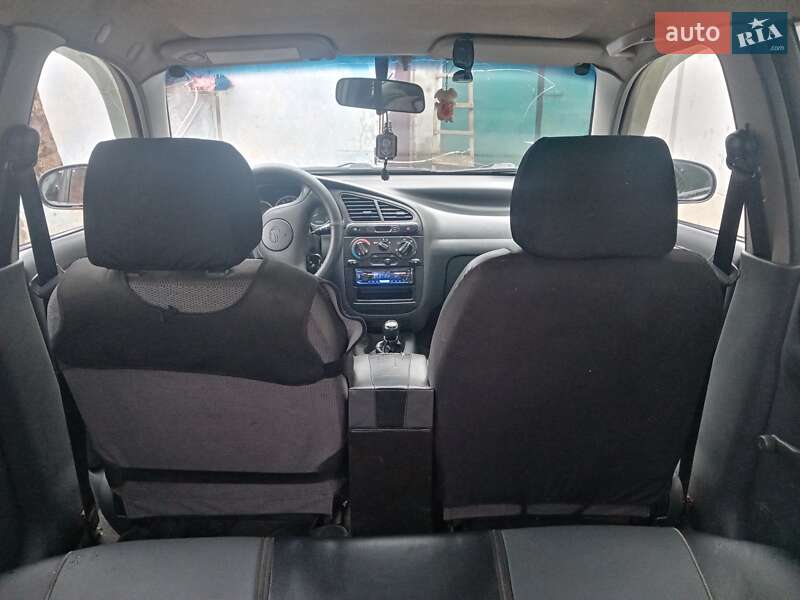 Хэтчбек Daewoo Lanos 2003 в Овидиополе