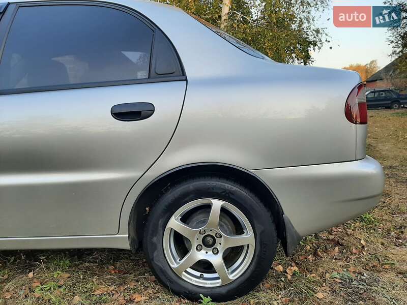 Седан Daewoo Lanos 2006 в Харкові