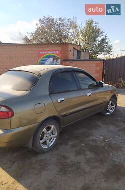 Седан Daewoo Lanos 2002 в Кривом Роге