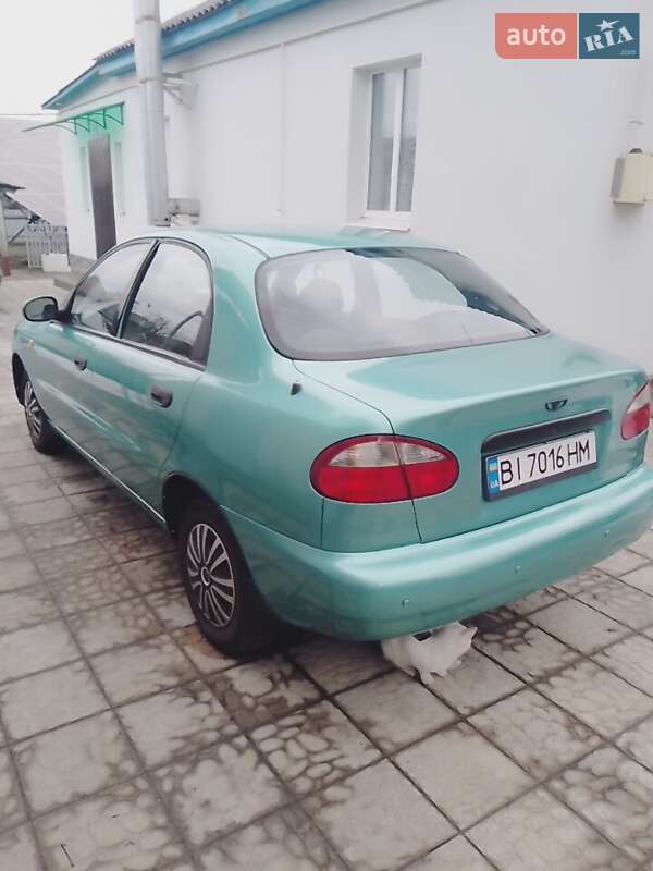 Седан Daewoo Lanos 1999 в Кременчуге