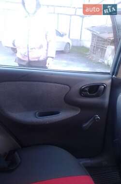 Седан Daewoo Lanos 2006 в Кривом Роге