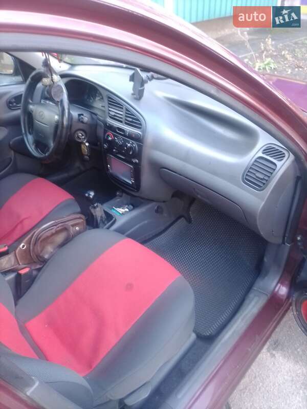 Седан Daewoo Lanos 2006 в Кривом Роге