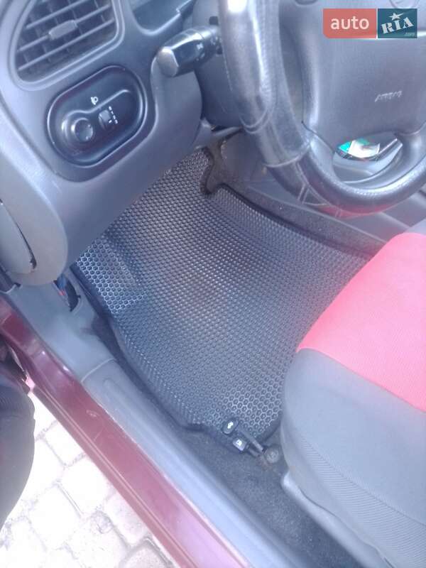 Седан Daewoo Lanos 2006 в Кривом Роге
