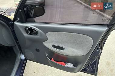 Седан Daewoo Lanos 2002 в 