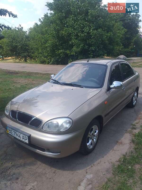 Седан Daewoo Lanos 2007 в Новом Буге