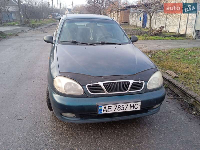 Седан Daewoo Lanos 2001 в Днепре