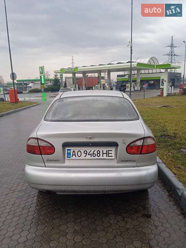 Седан Daewoo Lanos 2004 в Мукачево