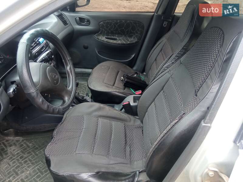 Седан Daewoo Lanos 2004 в Ладыжине