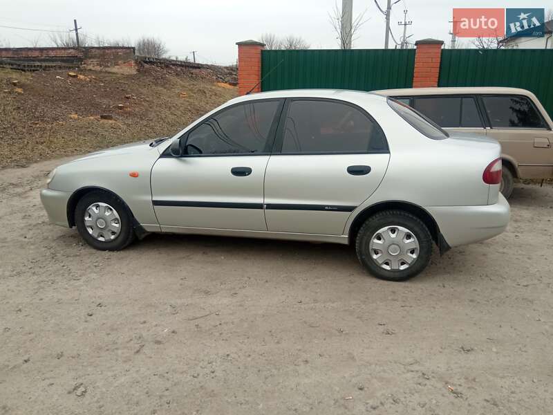 Седан Daewoo Lanos 2004 в 