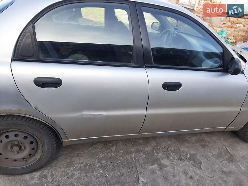 Седан Daewoo Lanos 2003 в Золотоноше