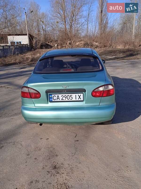 Седан Daewoo Lanos 2008 в Каневе