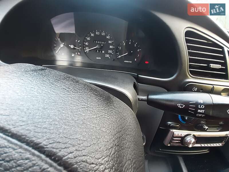 Седан Daewoo Lanos 2010 в Прилуках