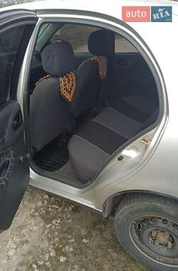 Седан Daewoo Lanos 2002 в 