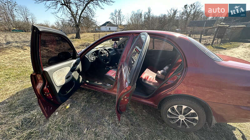 Седан Daewoo Lanos 2006 в Новых Санжарах