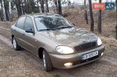 Седан Daewoo Lanos 2005 в Семеновке