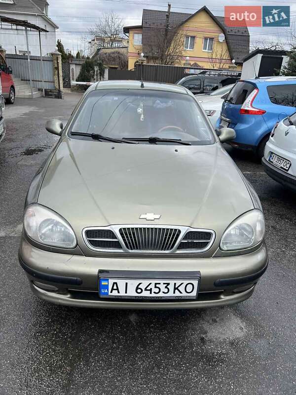 Седан Daewoo Lanos 2004 в Киеве