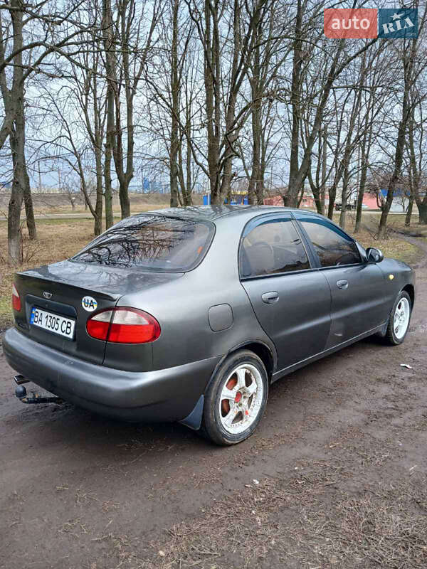 Седан Daewoo Lanos 2006 в Новоукраинке