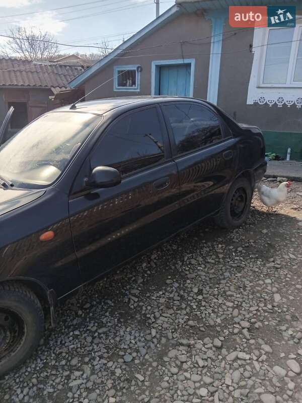 Седан Daewoo Lanos 2009 в Черновцах