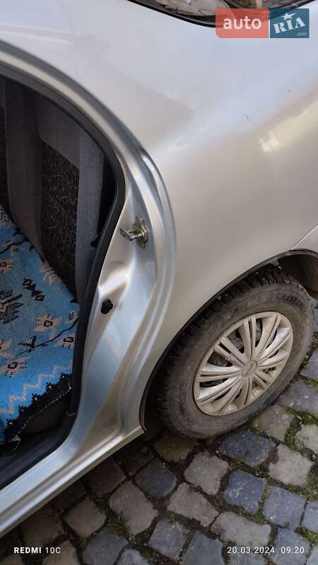 Седан Daewoo Lanos 2008 в Хусті