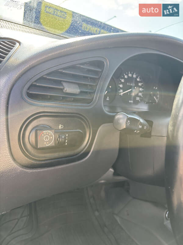 Седан Daewoo Lanos 2007 в Киеве