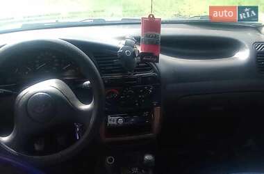 Седан Daewoo Lanos 1998 в 