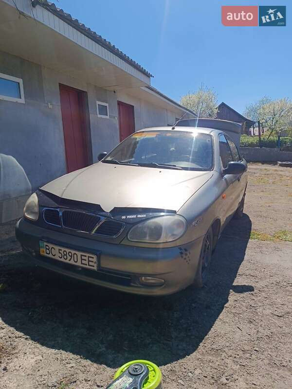 Седан Daewoo Lanos 2004 в Подгайцах