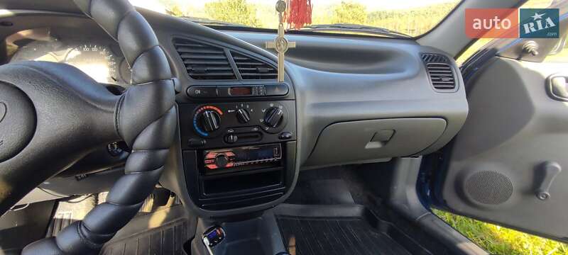 Седан Daewoo Lanos 2009 в Бориславе