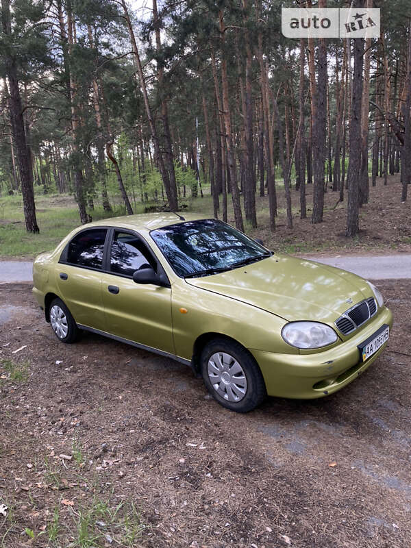 Седан Daewoo Lanos 2006 в Києві