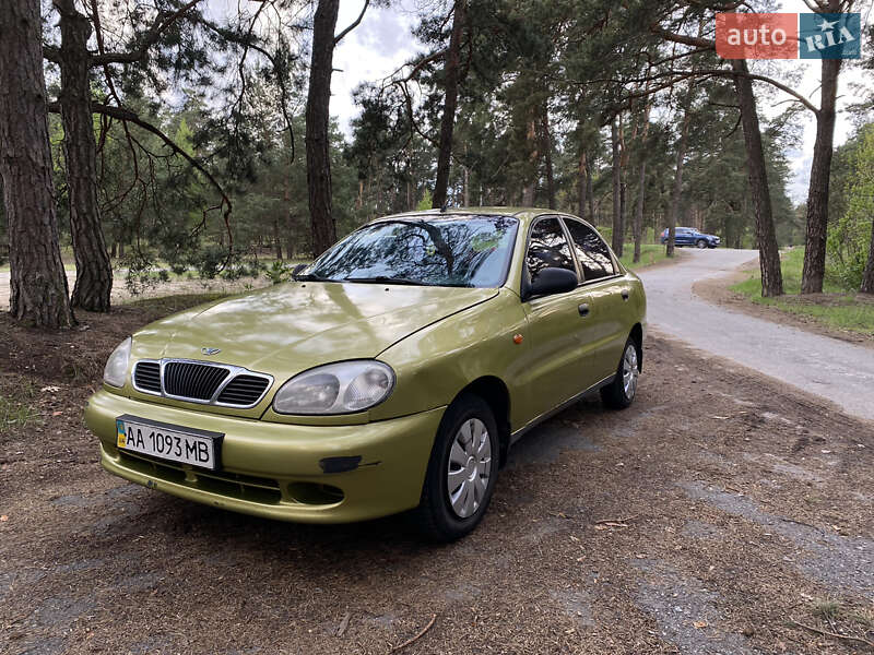 Седан Daewoo Lanos 2006 в Киеве