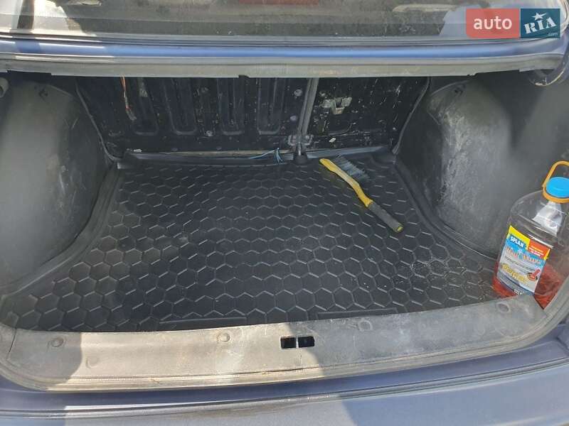 Седан Daewoo Lanos 2004 в Херсоні