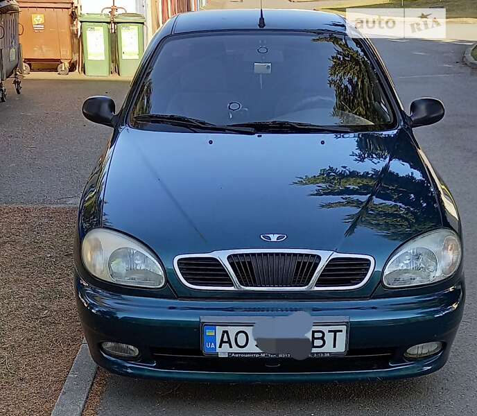 Седан Daewoo Lanos 2005 в Хусте