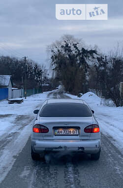 Седан Daewoo Lanos 1998 в Києві