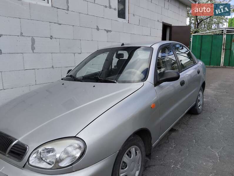 Седан Daewoo Lanos 2004 в Василькові