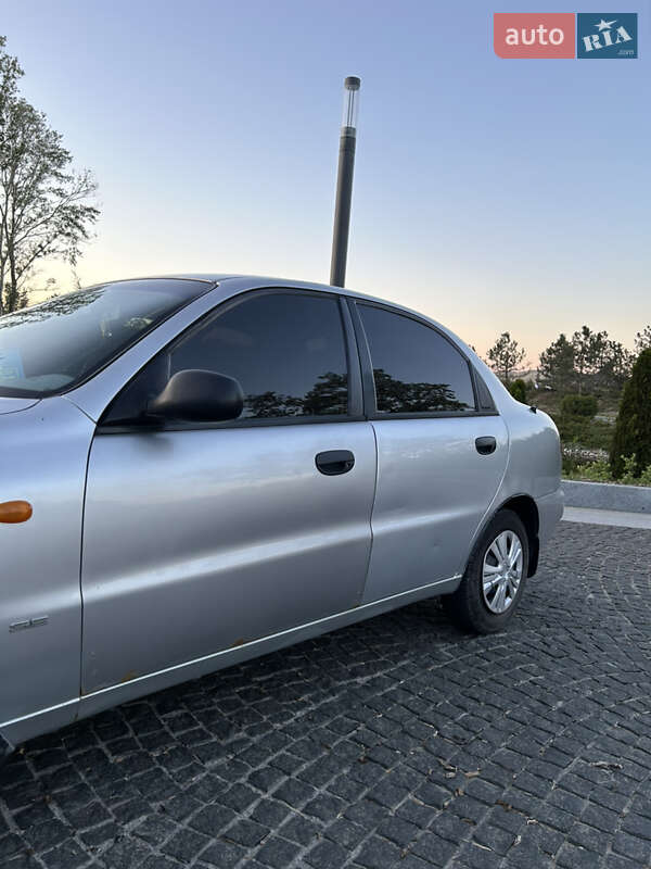 Седан Daewoo Lanos 1998 в Днепре фото 2 Седан Daewoo Lanos 1998 в Днепре