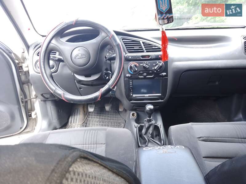 Седан Daewoo Lanos 2004 в Полтаве