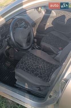 Седан Daewoo Lanos 2003 в 