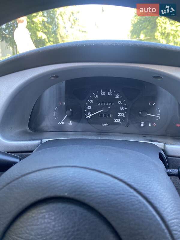 Седан Daewoo Lanos 2005 в Богуславе