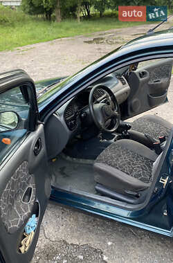 Седан Daewoo Lanos 2003 в 