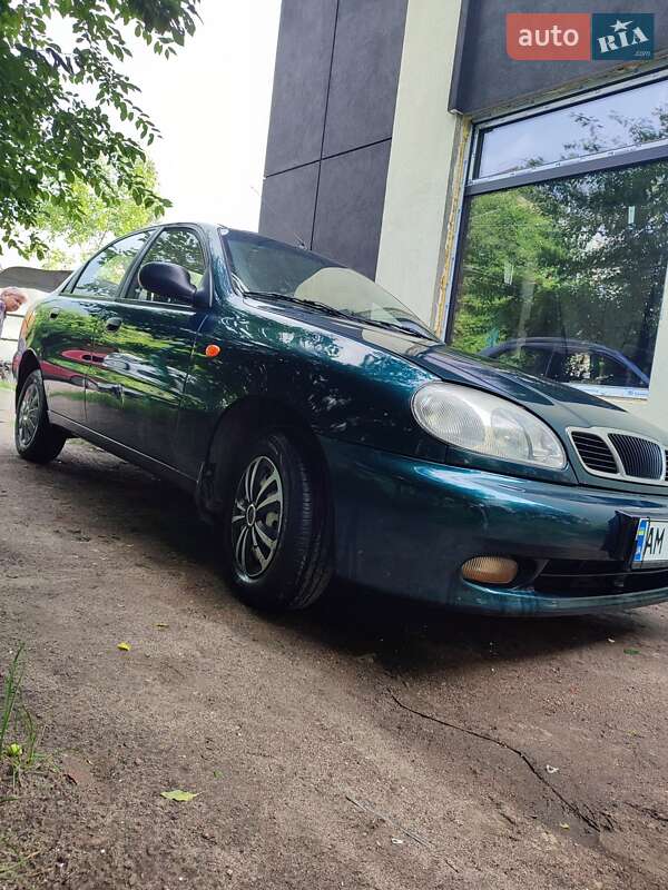 Седан Daewoo Lanos 2007 в Коростене