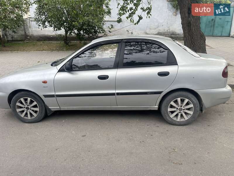 Седан Daewoo Lanos 2004 в Николаеве
