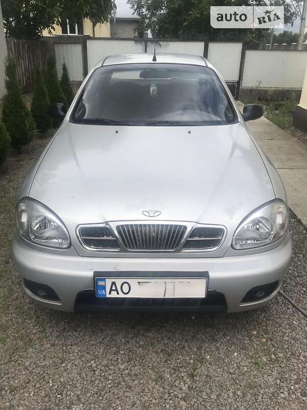 Седан Daewoo Lanos 2005 в Виноградові