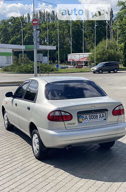 Седан Daewoo Lanos 2004 в Кропивницком