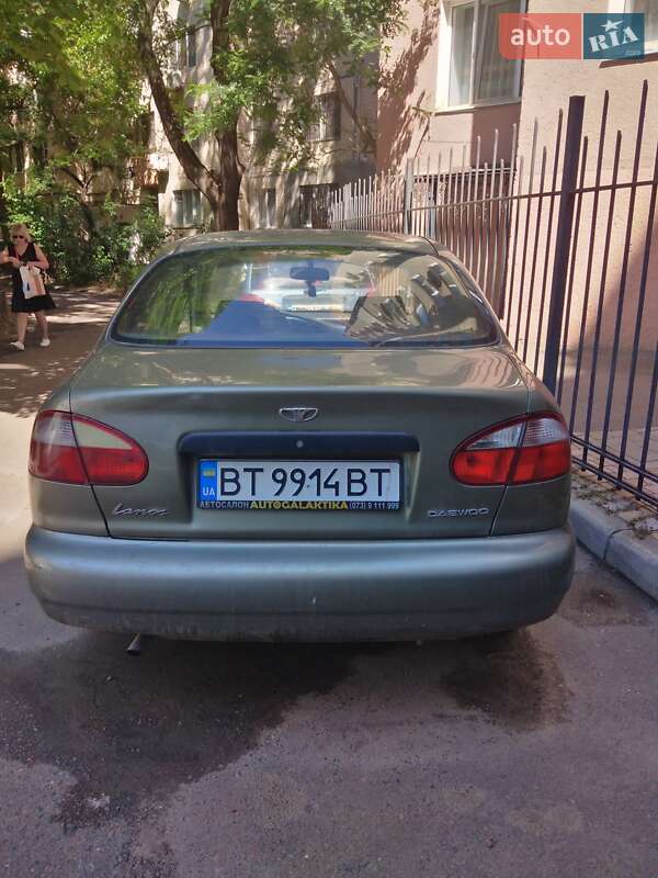 Седан Daewoo Lanos 2003 в Одессе