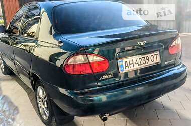 Седан Daewoo Lanos 2002 в Калуші